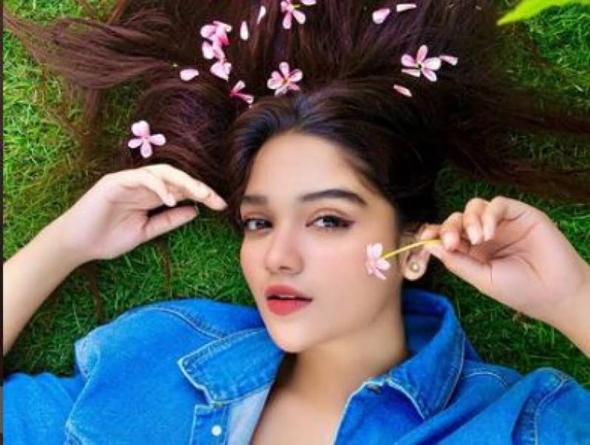 Romaiza Khan