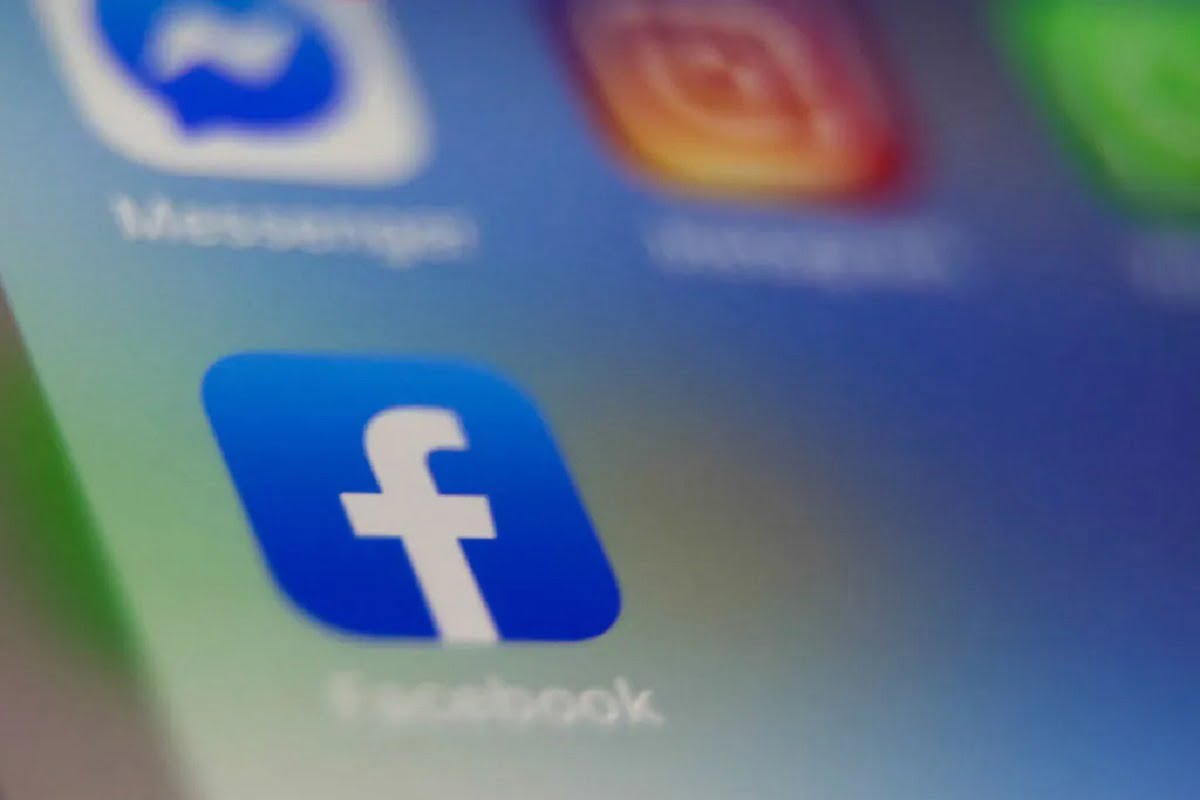 Facebook 