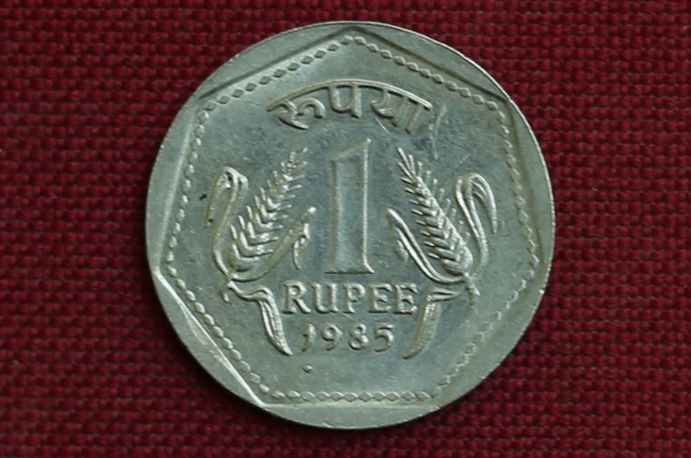 rupee note