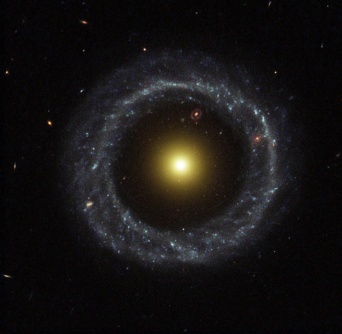 Hoag's Object